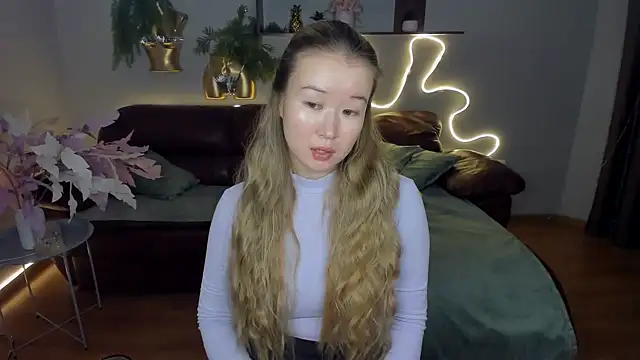 PollyOcean online show from 03.19.25