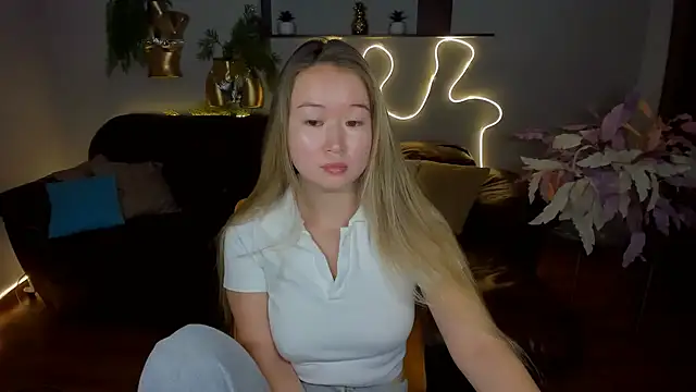 PollyOcean online show from 09.15.25