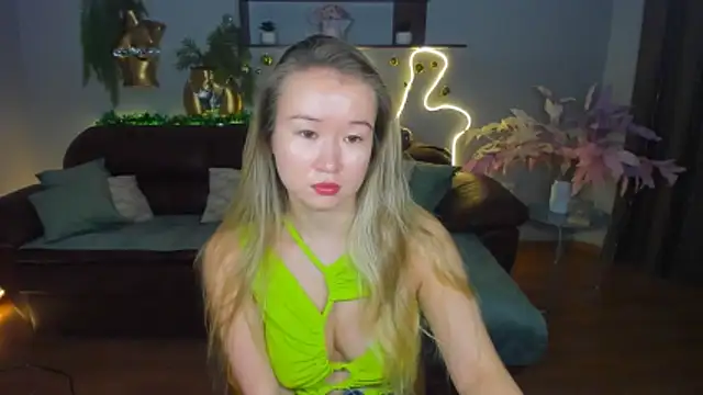 PollyOcean online show from 12.18.25