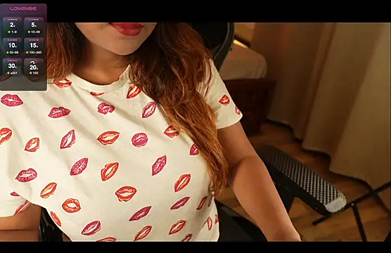 Snapshot of sneha_hussy chatting on 09.12.25 sneha hussy online show from 09.12.25