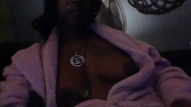 Snapshot of msdeedee chatting on 12.03.25 msdeedee online show from 12.03.25