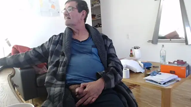 Snapshot of silvio-aus-luzern-CH chatting on 03.13.26 silvio-aus-luzern-CH online show from 03.13.26