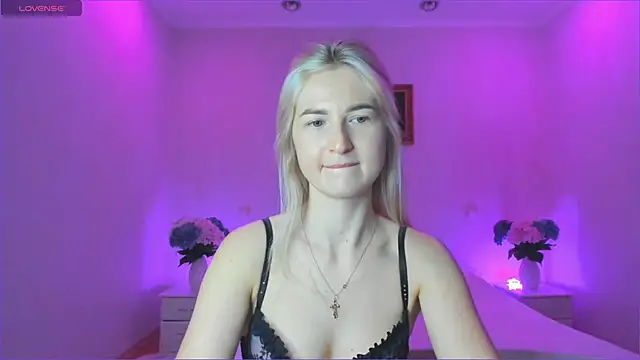 AnnaCarrera online show from 01.07.25