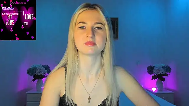 AnnaCarrera online show from 02.18.25