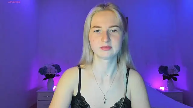 AnnaCarrera online show from 03.14.25