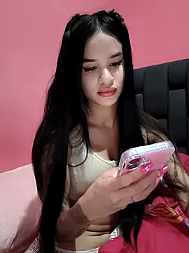 Snapshot of secretgreisy_ chatting on 04.20.26 secretgreisy online show from 04.20.26