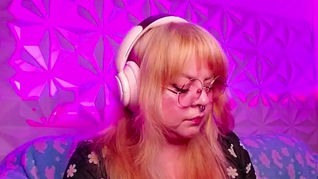 Satyn doll online show from 09.30.25