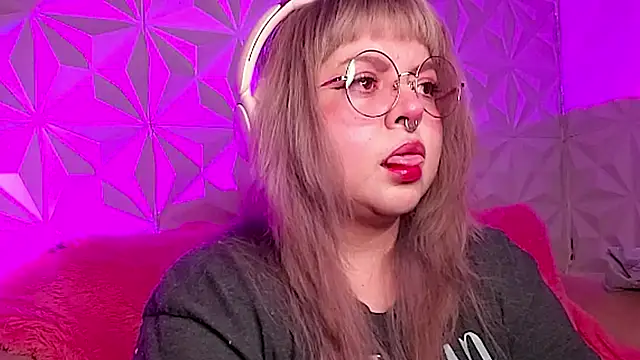 Satyn doll online show from 11.15.25