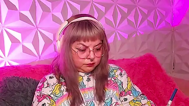 Satyn doll online show from 11.23.25