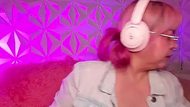 Satyn doll online show from 02.24.26