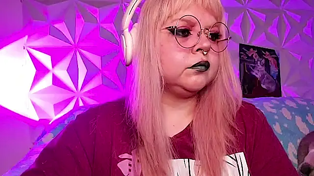 Satyn doll online show from 04.26.26