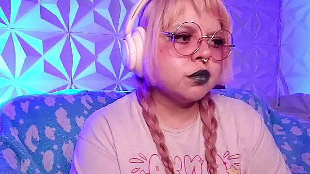Satyn doll online show from 04.29.26