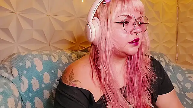 Satyn doll online show from 06.06.26