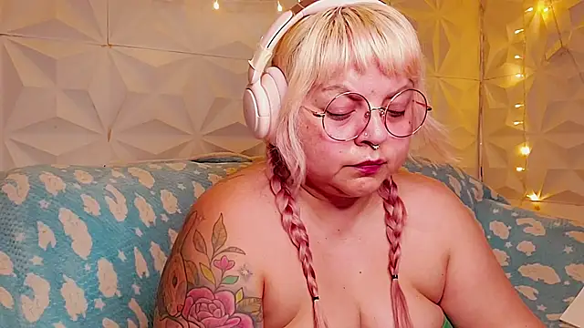 Satyn doll online show from 06.16.26