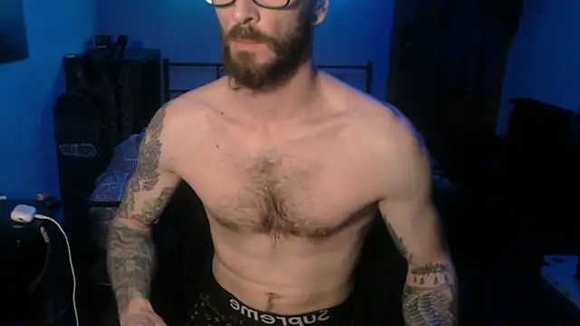 SexxxyLouis online show from 01.28.25