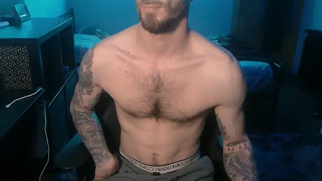 SexxxyLouis online show from 02.19.25