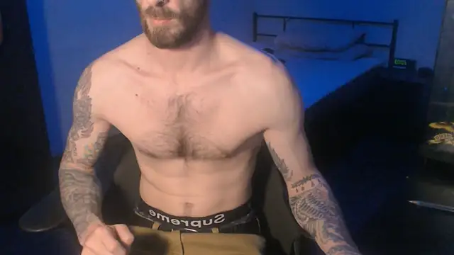 SexxxyLouis online show from 03.04.25