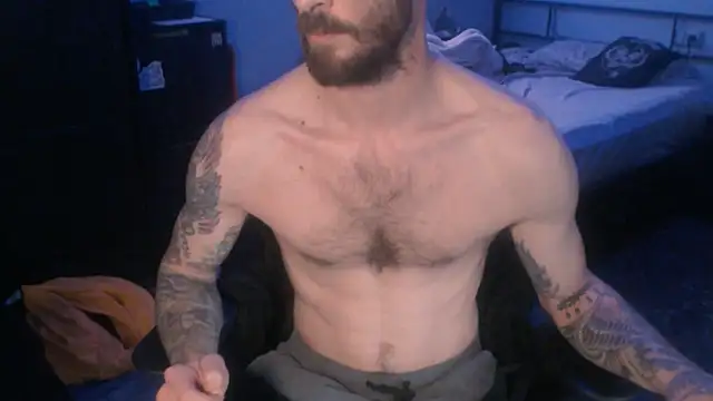 SexxxyLouis online show from 03.18.25