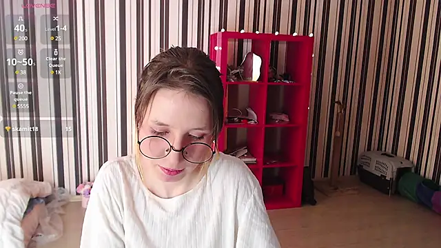  Hanna Moon  online show from 02.16.25