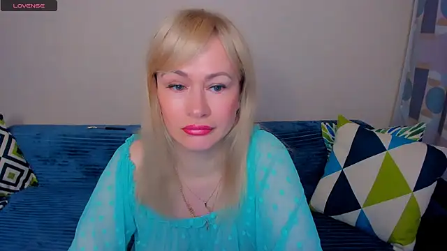 EllenMoore online show from 07.02.26