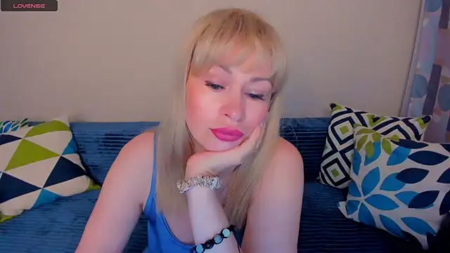EllenMoore online show from 07.25.26