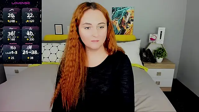 BabeLessi online show from 02.06.25