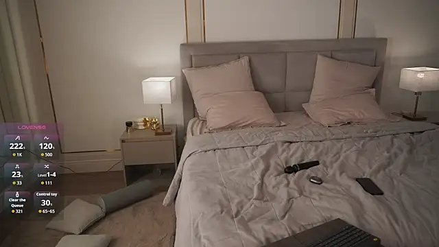 eseniyavl online show from 10.21.25