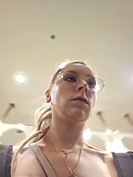 LilyOrion online show from 12.03.24