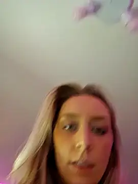 LilyOrion online show from 12.04.24