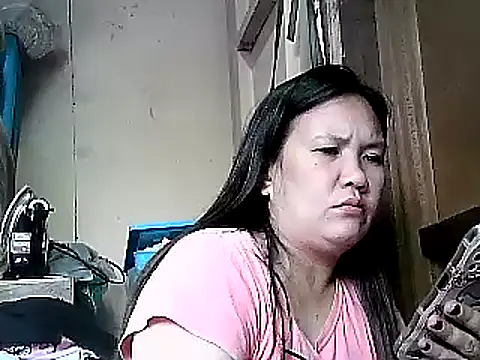 Snapshot of XbighotbootyX chatting on 01.12.25 XbighotbootyX online show from 01.12.25