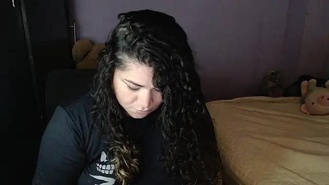 Snapshot of ANGELIQUE_KLANE chatting on 01.12.25 ANGELIQUE KLANE online show from 01.12.25