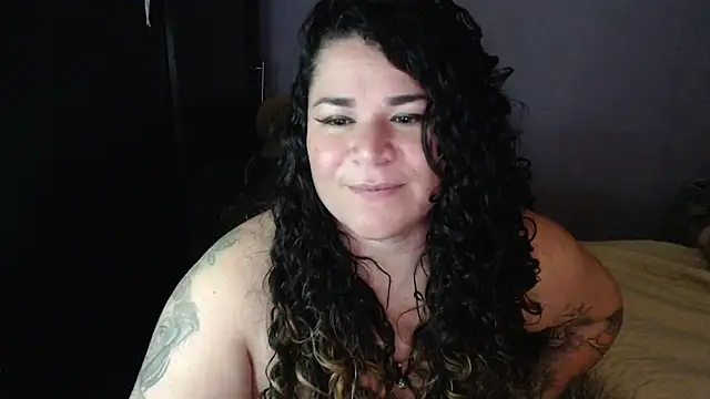 Snapshot of ANGELIQUE_KLANE chatting on 01.12.25 ANGELIQUE KLANE online show from 01.12.25