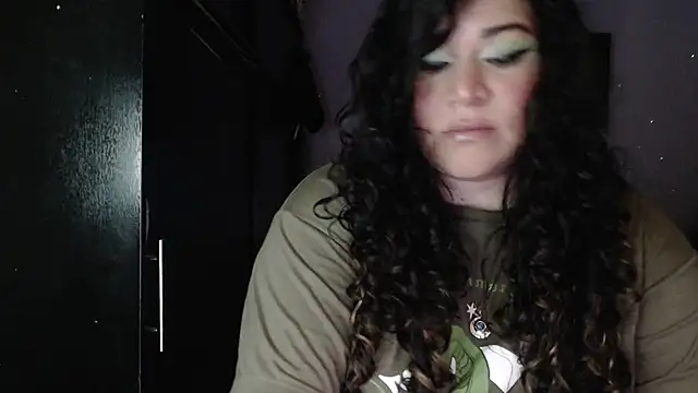 Snapshot of ANGELIQUE_KLANE chatting on 03.22.25 ANGELIQUE KLANE online show from 03.22.25