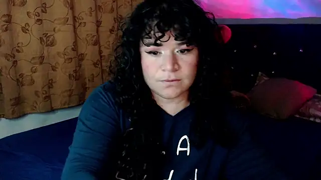 Snapshot of ANGELIQUE_KLANE chatting on 11.07.25 ANGELIQUE KLANE online show from 11.07.25