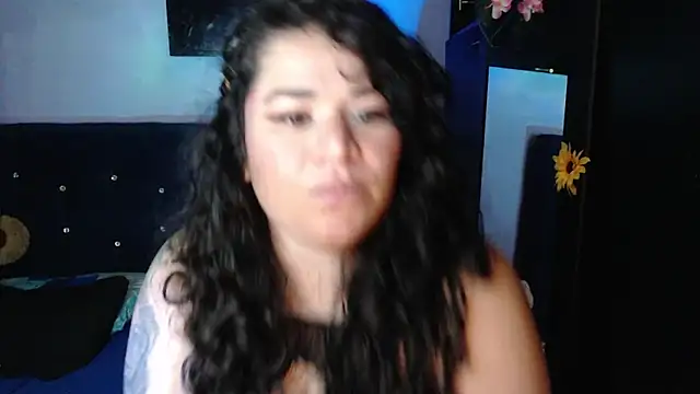 ANGELIQUE KLANE online show from 04.26.26