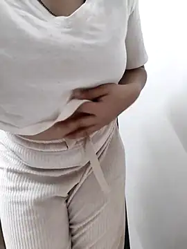 Snapshot of MumbaiMaskGirl chatting on 03.03.25 MumbaiMaskGirl online show from 03.03.25