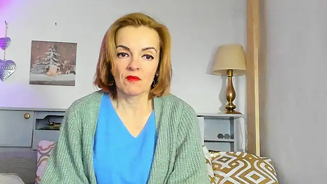 Snapshot of KateConner chatting on 02.11.25 KateConner online show from 02.11.25