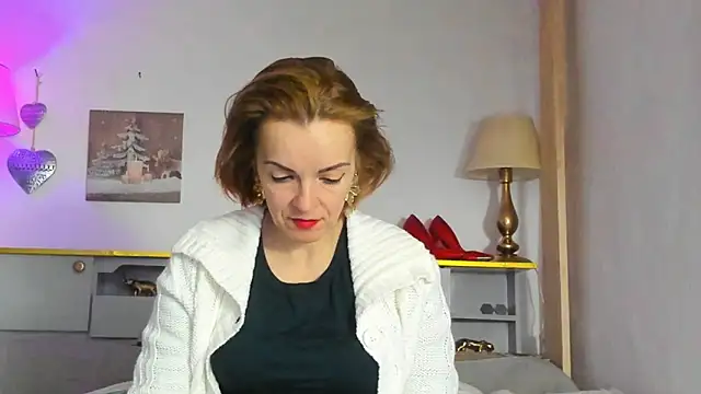 Snapshot of KateConner chatting on 02.13.25 KateConner online show from 02.13.25