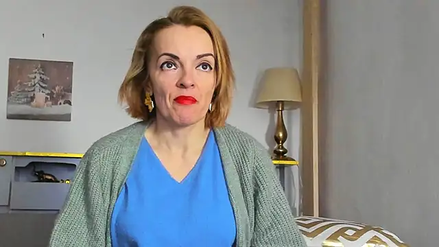 Snapshot of KateConner chatting on 02.15.25 KateConner online show from 02.15.25