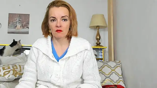 Snapshot of KateConner chatting on 02.21.25 KateConner online show from 02.21.25