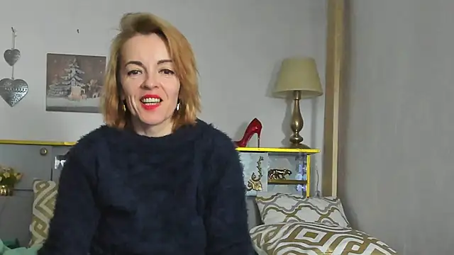 Snapshot of KateConner chatting on 02.22.25 KateConner online show from 02.22.25
