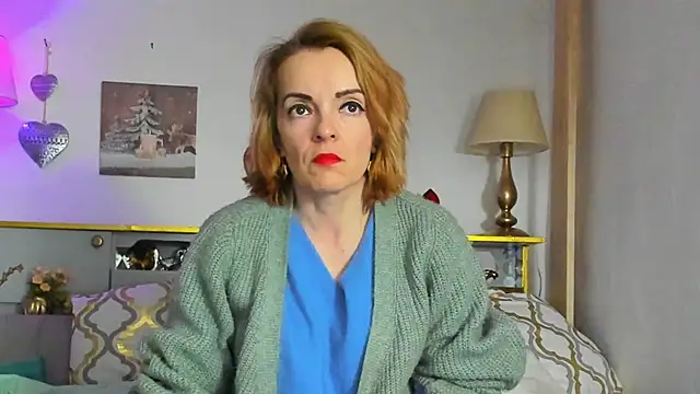 Snapshot of KateConner chatting on 02.26.25 KateConner online show from 02.26.25