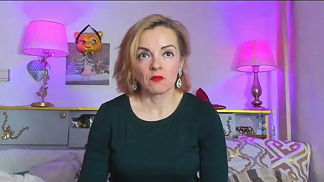 Snapshot of KateConner chatting on 03.22.25 KateConner online show from 03.22.25