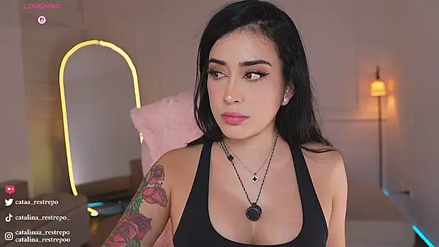 CATALINA RESTREPO online show from 11.18.25