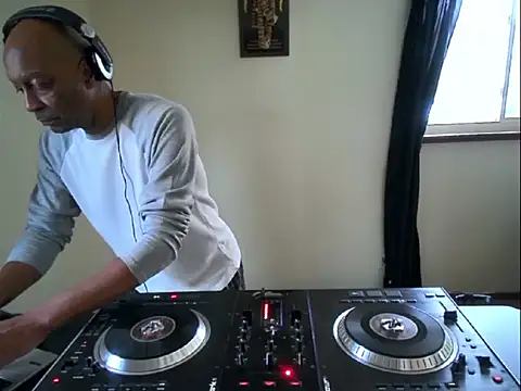 longdick4you8686 online show from 02.05.26