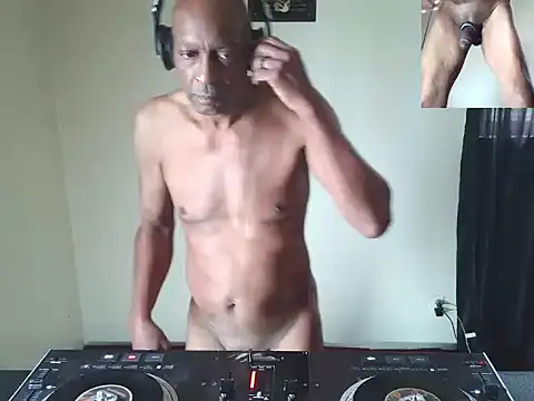 longdick4you8686 online show from 06.11.26