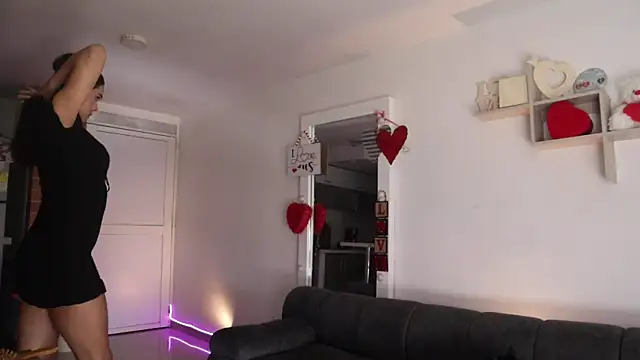  Vahos  online show from 02.17.26