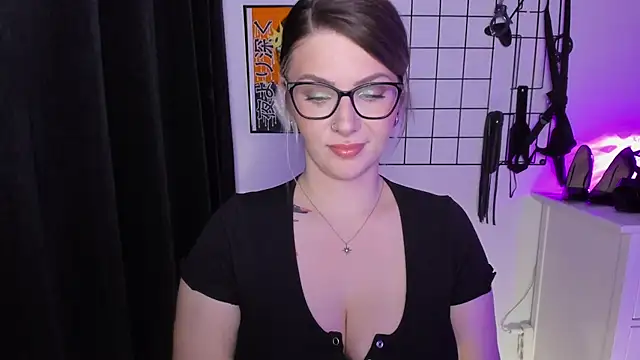 1Sandy online show from 02.28.25