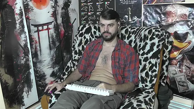 Snapshot of 00george chatting on 02.01.26 00george online show from 02.01.26