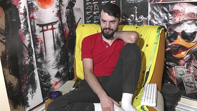 Snapshot of 00george chatting on 02.22.26 00george online show from 02.22.26